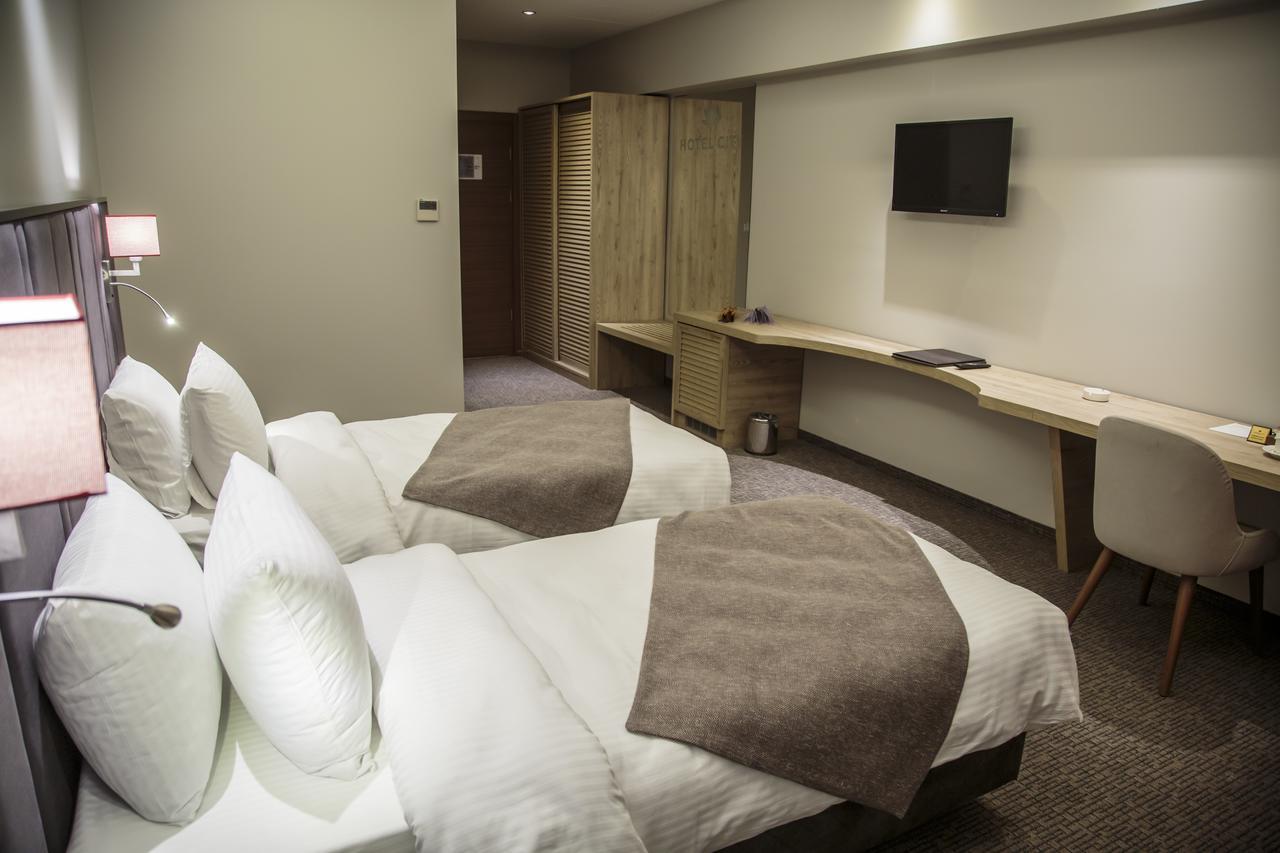 Hotel City Inegoel Eksteriør bilde